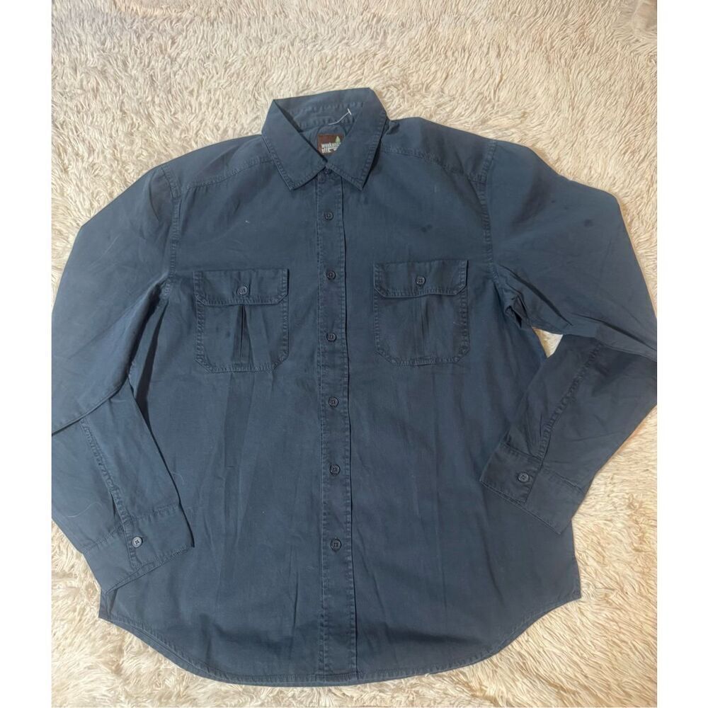 Weekendz off Long sleeve flap pockets mallard button down shirt L